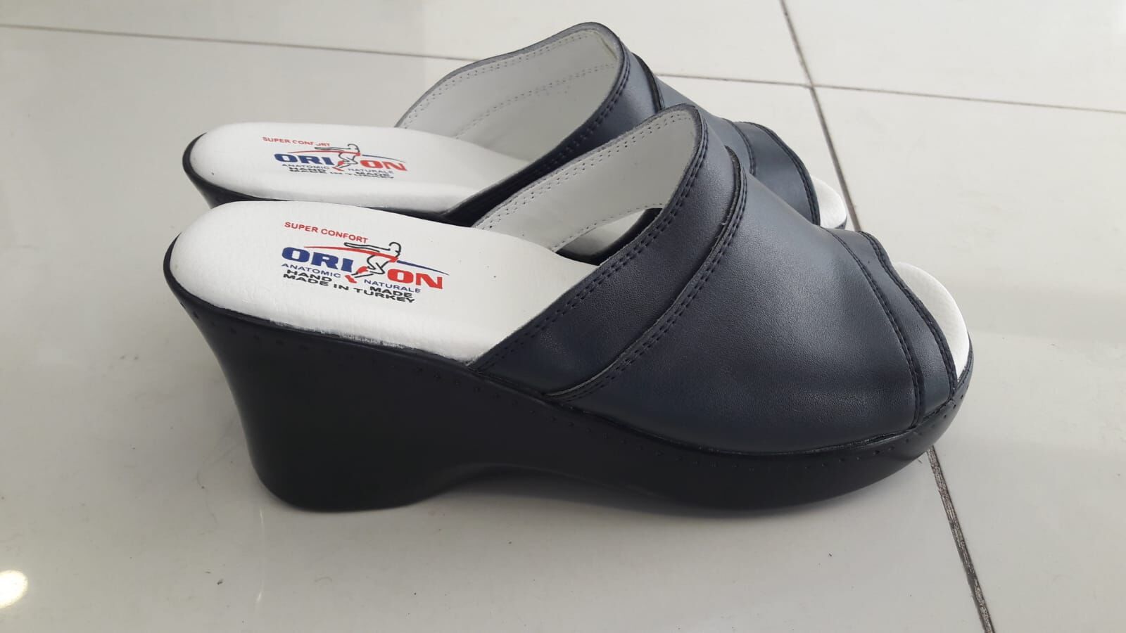 Orion Lacivert Dolgu Topuk Burnu Açık Ortopedik Terlik